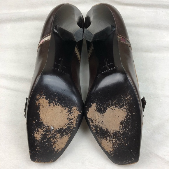 ❤️SOLD❤️ BURBERRY Leather Pumps Brown Nova Check - Picture 6 of 8